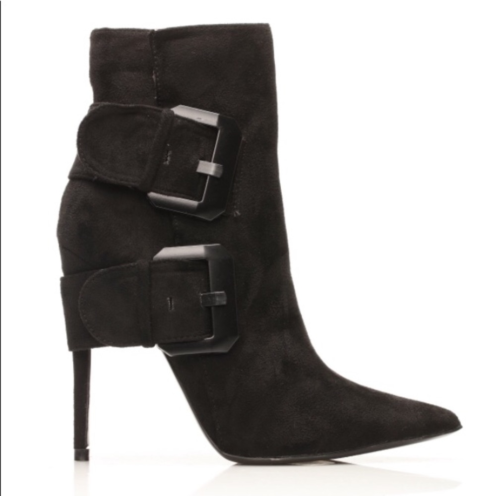 FLASH SALE! NWT! Fashion Nova Suede Ankle Boots